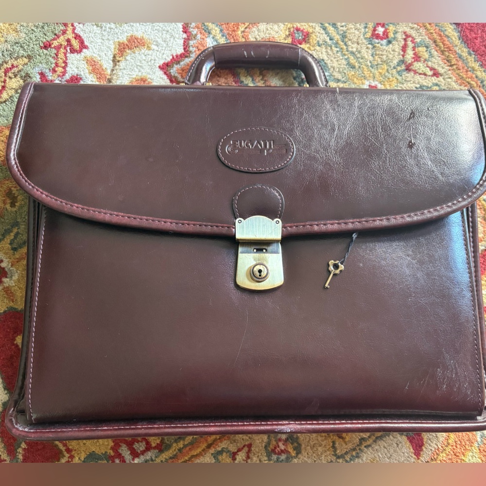 Gorgeous Bugatti Leather Briefcase